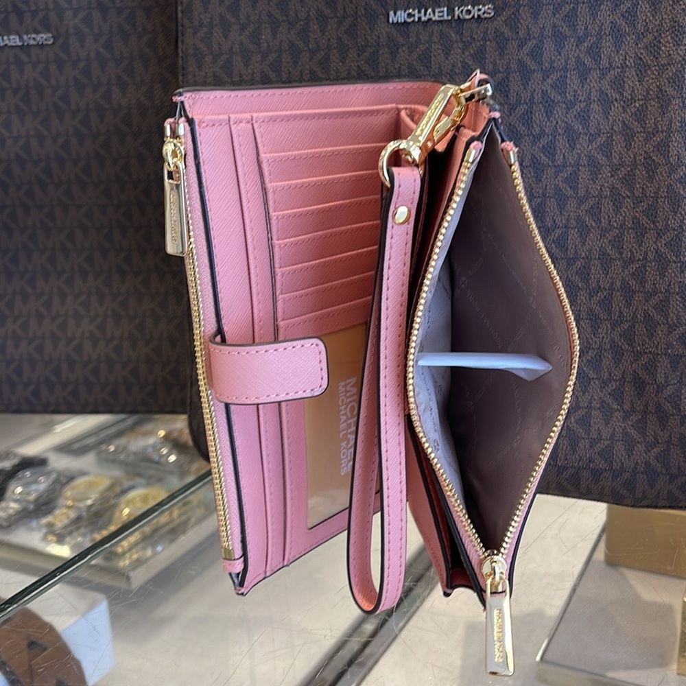 MICHAEL KORS
Jet Set Large Leather Smartphone Wristlet Wallet
Primrose 
NWT - Picture 14 of 16